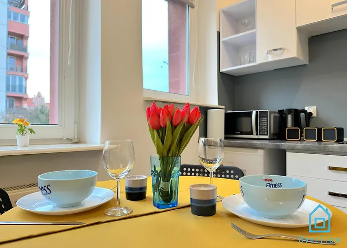 Honey Apartment- Cozy Retreat, 10 Minutes To Gdansk Old Town